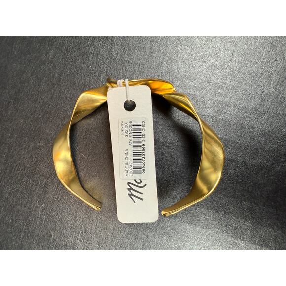 Madewell Twisted Ribbon Cuff Bracelet in Vintage Gold - Picture 3 of 3